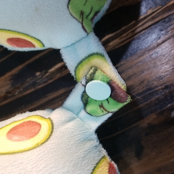 Avocado head rest in great condition! Vaycay Everyday brand. Super soft. - Picture 5 of 8